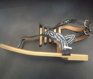 Shoes - Sandals Shoes - Sandals